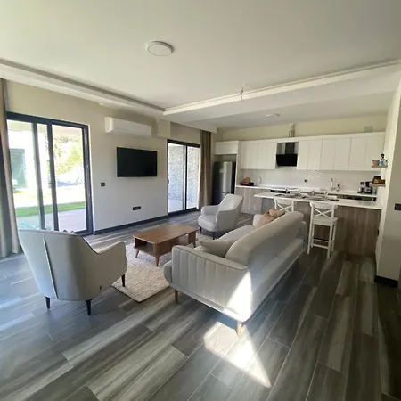 Villa My *